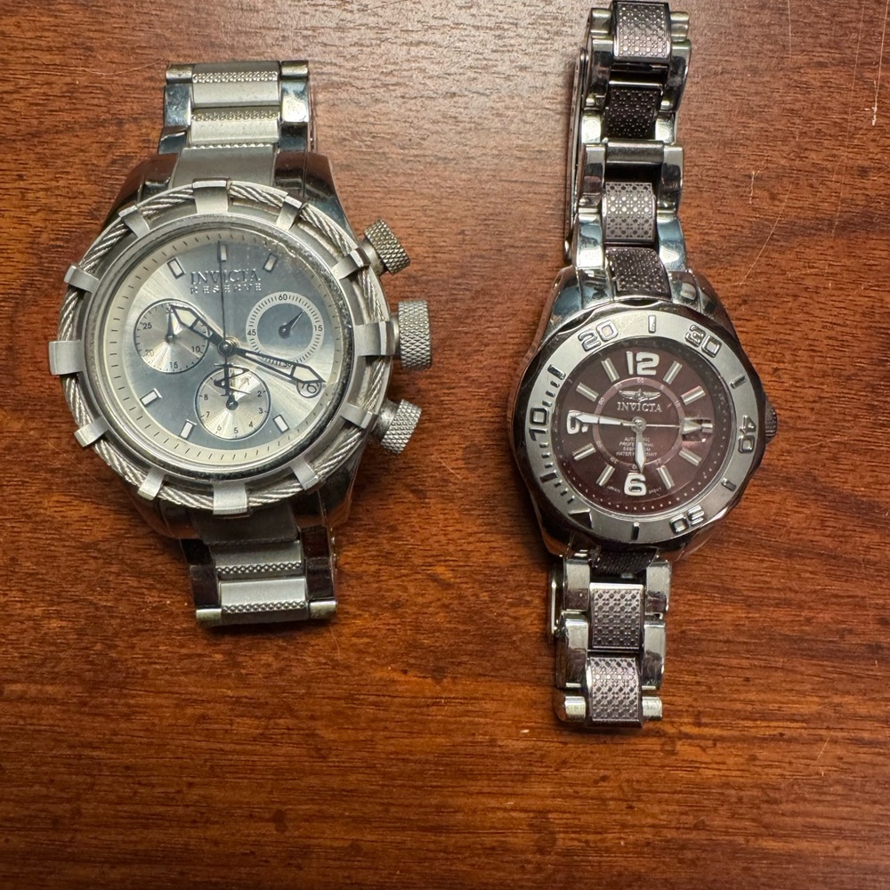 Invicta Silver Chronograph and Bold Design Watch Set